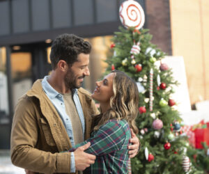 Jana Kramer and Brendan Quinn star in "A Welcome Home Christmas" on Lifetime Saturday, 11/7/20. Photo by Brandon Bassler.