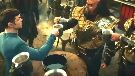 Spock has a drinking contest with the Klingons