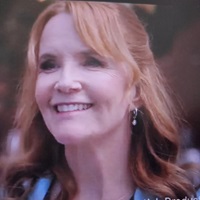 Lea Thompson in "The Chicken Sisters" on Hallmark+